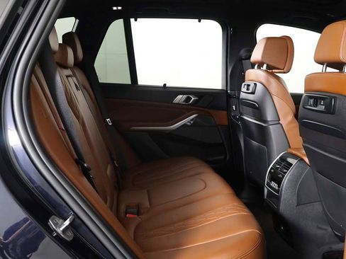 Used 2022 BMW X5 M50i w/ Executive Package AWD/4WD image 35