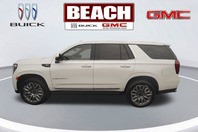 Used 2023 GMC Yukon Denali Ultimate AWD/4WD image 6