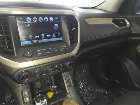 Used 2019 GMC Acadia Denali w/ Technology Package AWD/4WD image 35