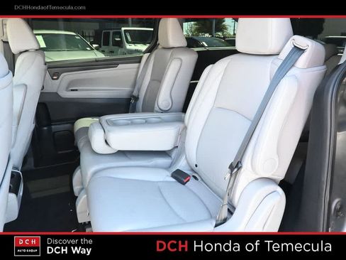 Certified 2024 Honda Odyssey Touring image 19