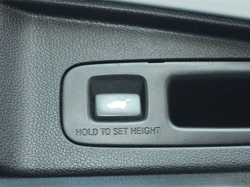 Used 2019 Honda CR-V Touring image 34