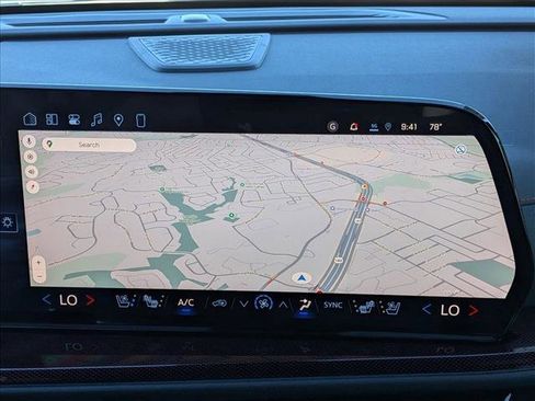 New 2026 Chevrolet Traverse RS image 13