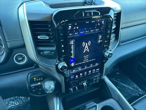 Used 2021 RAM 1500 Laramie image 11