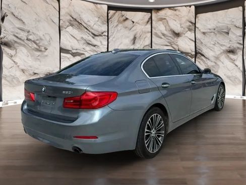 Used 2018 BMW 530i RWD image 6