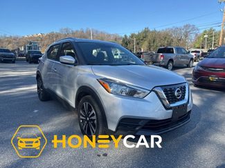 Used 2020 Nissan Kicks SV video 1
