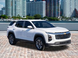 Used 2025 Chevrolet Equinox LT w/ Safety and Technology Package video 3