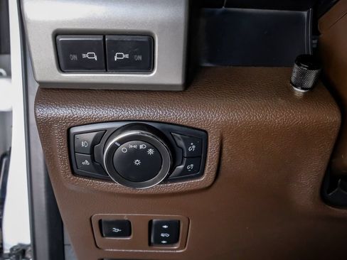 Used 2020 Ford F350 King Ranch w/ King Ranch Ultimate Package AWD/4WD image 26