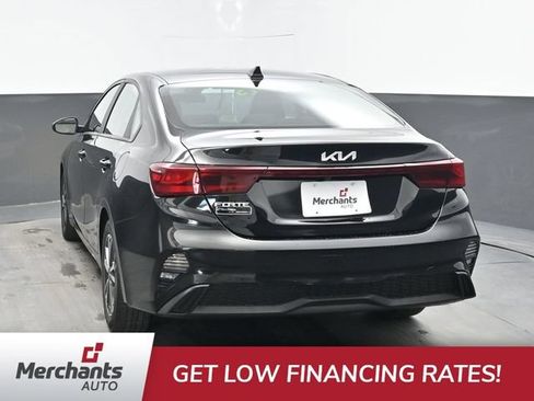 Used 2023 Kia Forte LXS FWD image 5