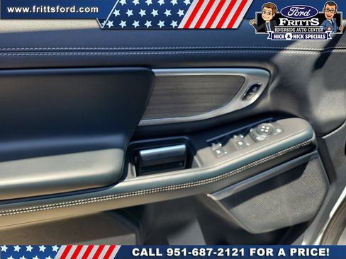 Certified 2025 Ford Expedition Platinum w/ Driver's Package AWD/4WD image 12