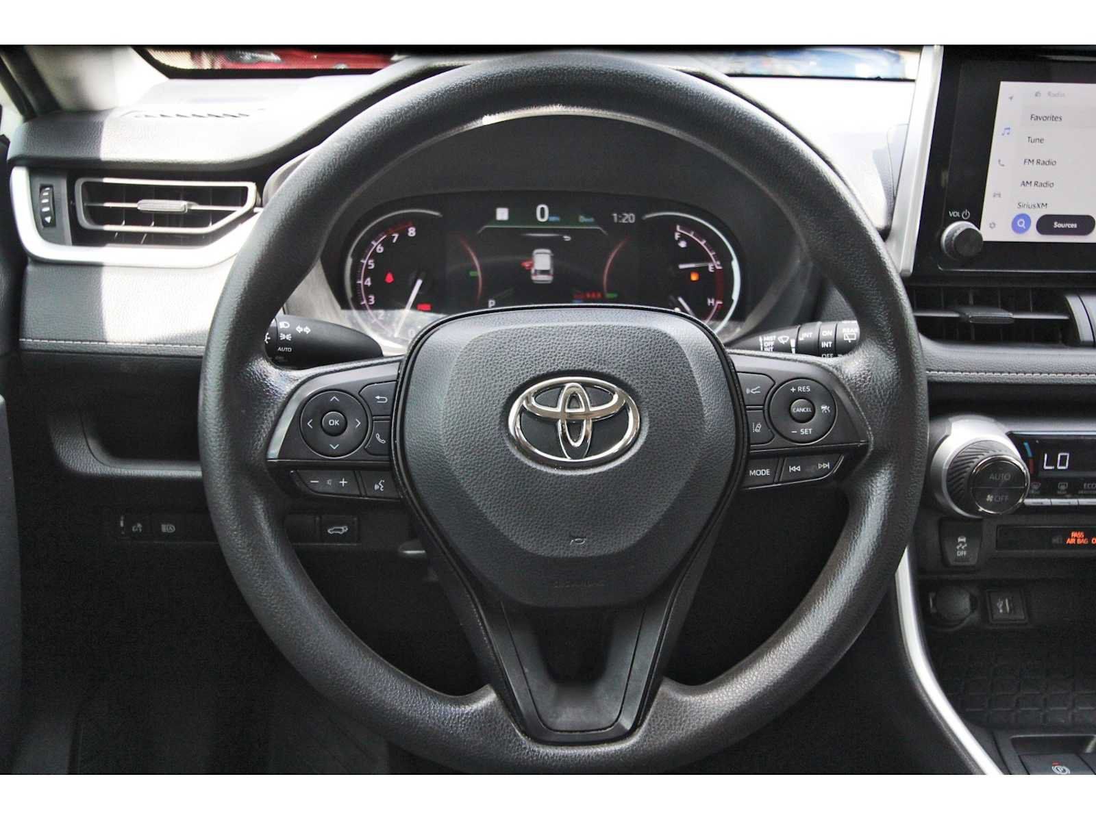 Used 2024 Toyota RAV4 XLE w/ Convenience Package FWD image 13