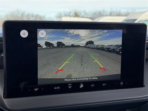 Certified 2025 Ford Maverick XL image 17