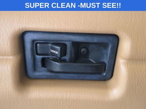 Used 1998 Jeep Wrangler Sahara image 13