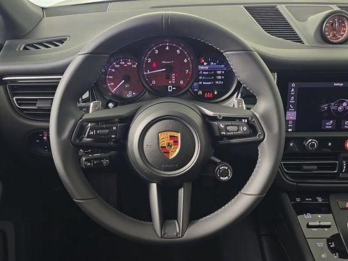 Used 2026 Porsche Macan Turbo AWD/4WD image 29
