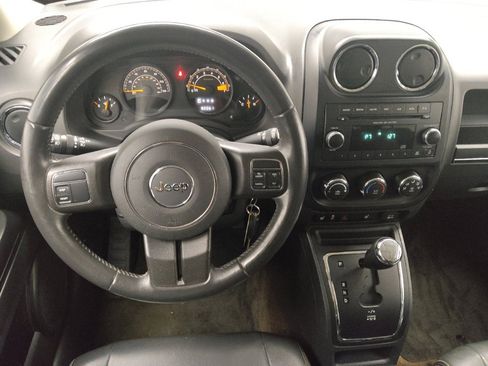 Used 2015 Jeep Patriot High Altitude image 22