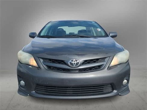 Used 2011 Toyota Corolla S image 3