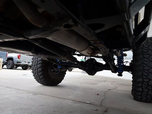 Used 2022 Jeep Gladiator Rubicon w/ LED Lighting Group image 52