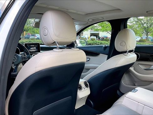 Used 2018 Mercedes-Benz C 300 4MATIC Sedan w/ Premium Package image 18