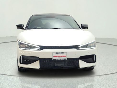 Used 2023 Kia EV6 GT AWD/4WD image 2