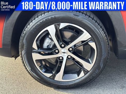 Used 2024 Chevrolet Trax RS FWD image 19