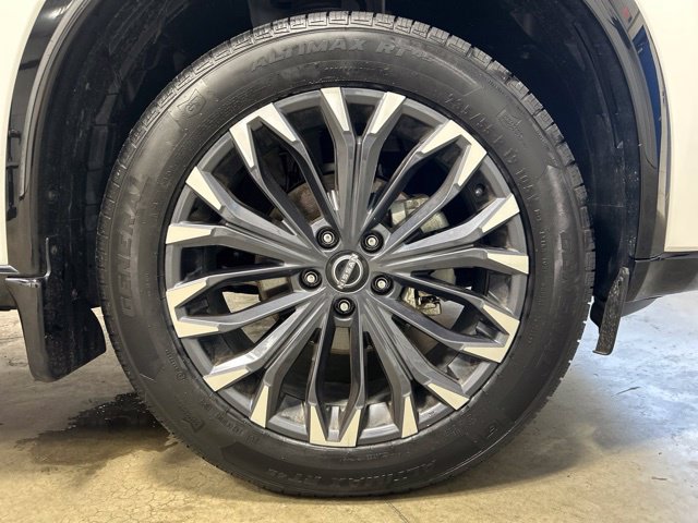 Used 2024 Nissan Rogue Platinum w/ Platinum Premium Package AWD/4WD image 11