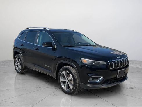 Used 2019 Jeep Cherokee Limited image 7