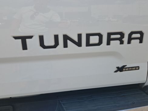 Used 2020 Toyota Tundra SR5 w/ SR5 Upgrade Package RWD image 31