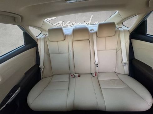 Used 2018 Toyota Avalon XLE Premium image 22