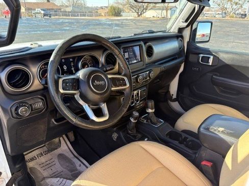 Used 2020 Jeep Gladiator Sport w/ Quick Order Package 24S image 10