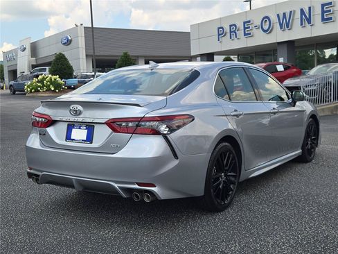 Used 2024 Toyota Camry XSE FWD image 7