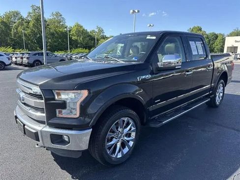Used 2015 Ford F150 Lariat w/ Equipment Group 502A Luxury AWD/4WD image 3