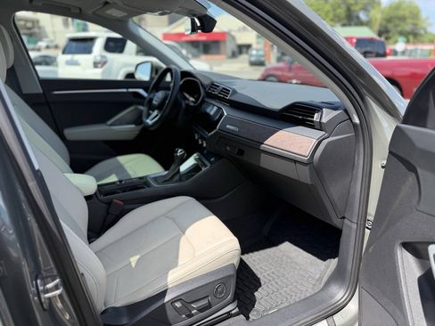Used 2020 Audi Q3 2.0T Premium Plus w/ Premium Plus Package AWD/4WD image 21