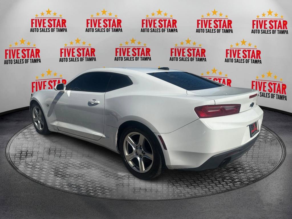 Used 2017 Chevrolet Camaro LT RWD image 5