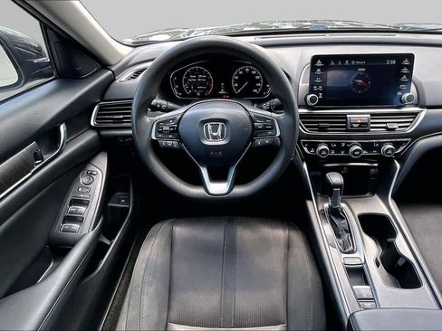 Used 2020 Honda Accord EX image 6