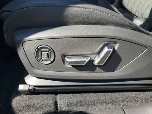 New 2027 Audi SQ6 e-tron Premium Plus AWD/4WD image 23