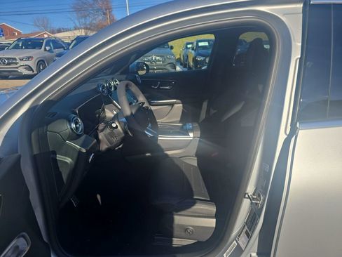 New 2026 Mercedes-Benz GLC 300 4MATIC image 9