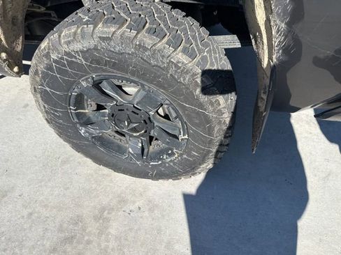 Used 2017 Toyota Tundra SR5 image 16