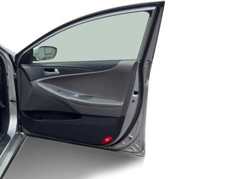Used 2012 Hyundai Sonata GLS FWD image 9