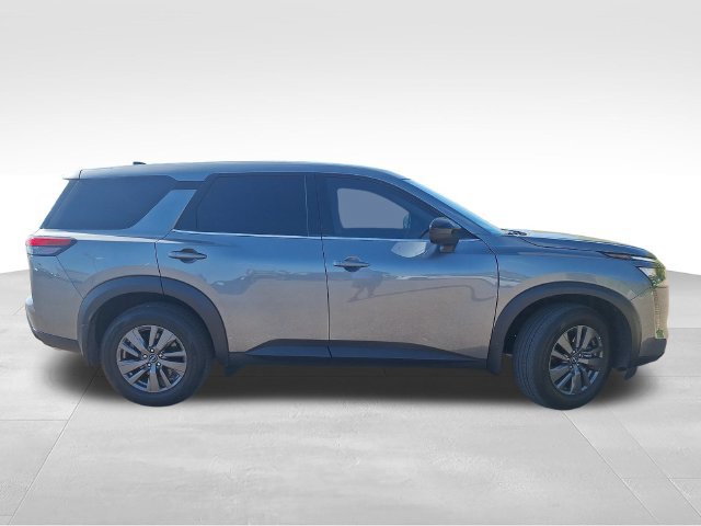 Certified 2026 Nissan Pathfinder S FWD image 9