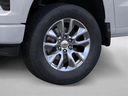 New 2025 Chevrolet Silverado 1500 Custom RWD image 9