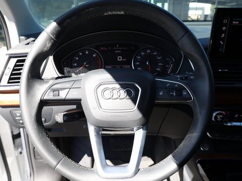 Used 2023 Audi Q5 2.0T Premium w/ Convenience Package image 34