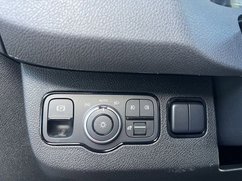 New 2025 Mercedes-Benz Sprinter 2500 image 26
