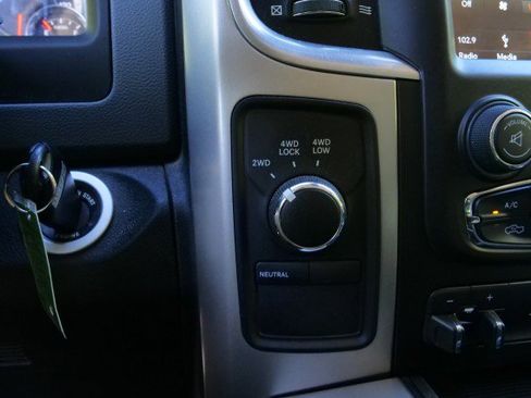 Used 2018 RAM 2500 Big Horn AWD/4WD image 12