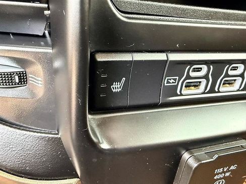 Used 2022 RAM 2500 Limited AWD/4WD image 42