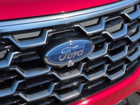 New 2025 Ford Explorer Platinum w/ Ultimate Package image 17