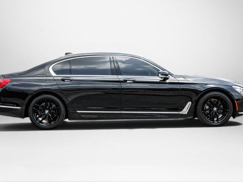 Used 2018 BMW 740i RWD image 5