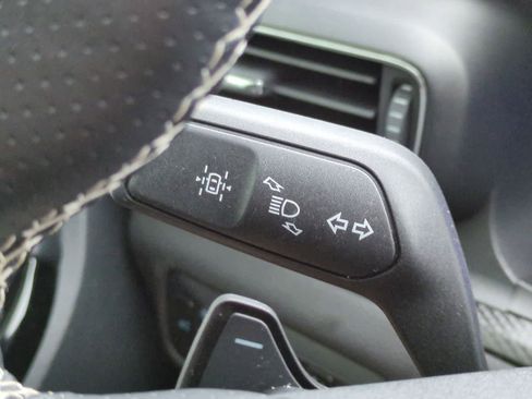 Used 2023 Ford Explorer ST w/ Equipment Group 401A AWD/4WD image 28