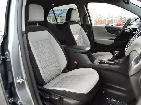Used 2024 Chevrolet Equinox LT image 19
