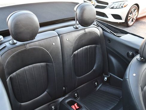 Used 2024 MINI Cooper S w/ Seaside Edition image 18