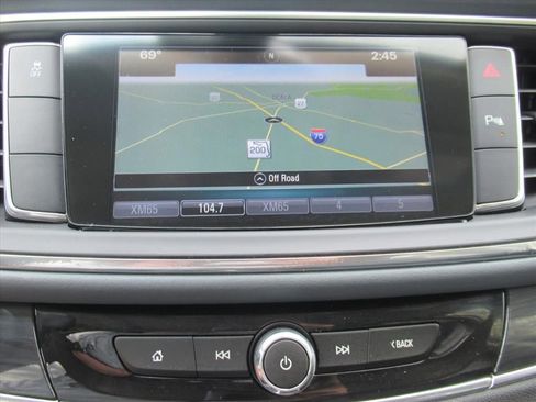 Used 2019 Buick Enclave Essence w/ LPO, Sport Appearance Package FWD image 28