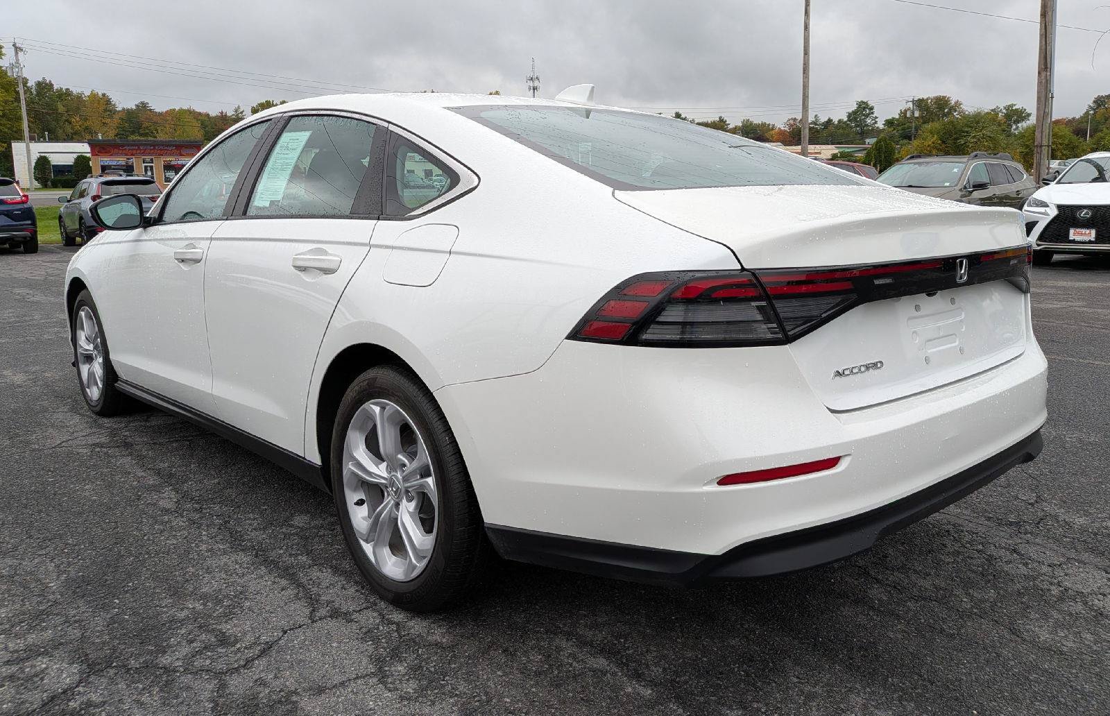 Certified 2023 Honda Accord LX image 8